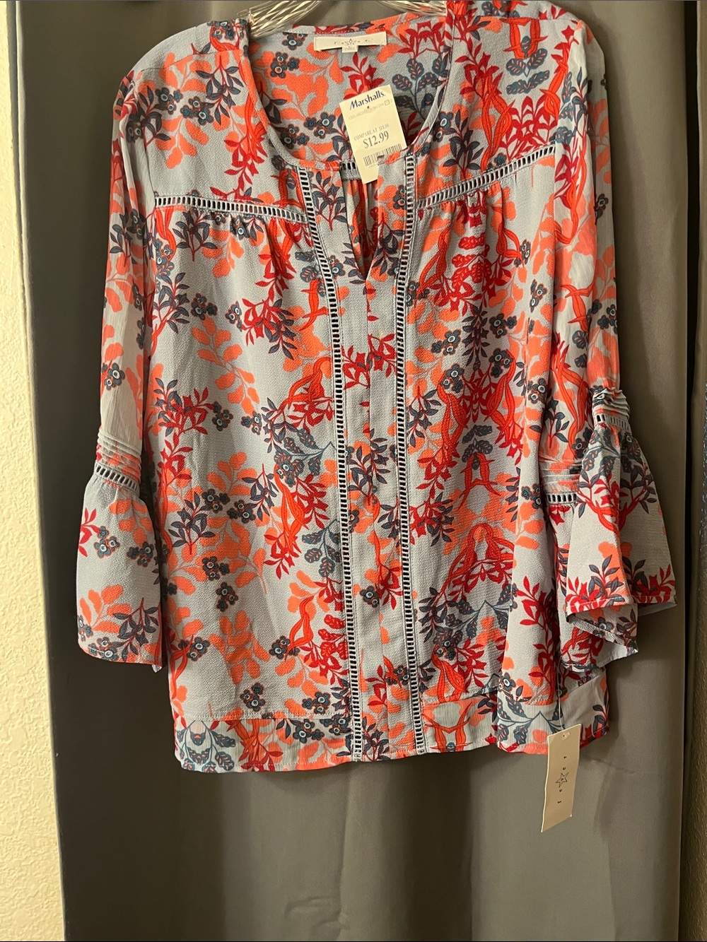 NWT! Fever Coral blue & Gray Floral Split-Neck Blouse!
